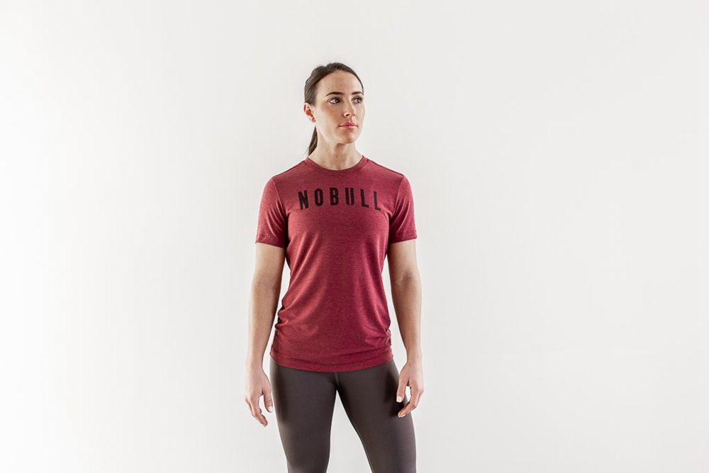 NOBULL Women's Tee - Wine - Ireland (0574AEDHJ)